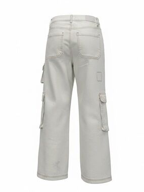 “Altered” PacSun Women’s Baggy Cargo Jeans in Off-White